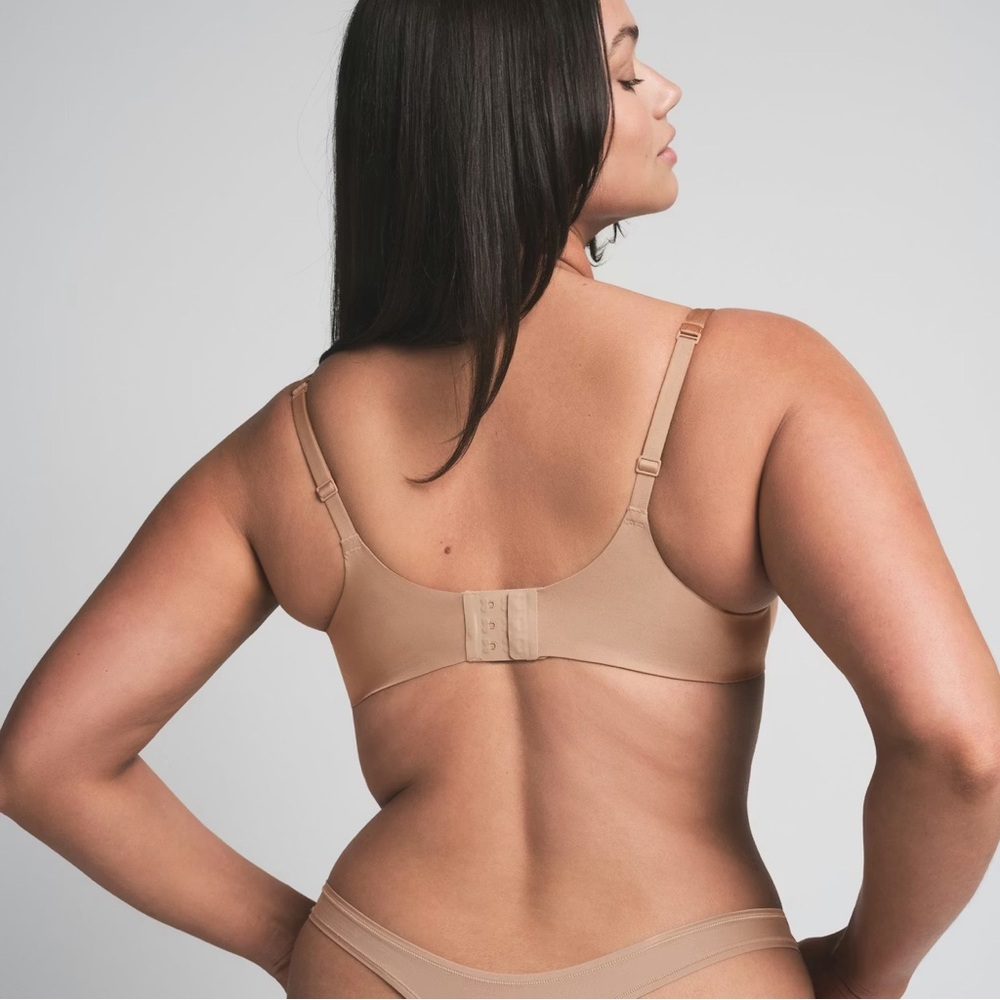 NWT ๐ SKIMS Ultimate Push-Up Balconette Bra (Clay) - Picture 7 of 7
